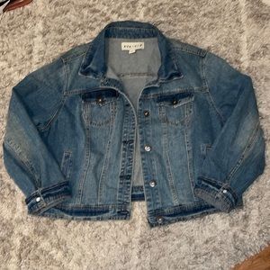 Medium washed denim jacket